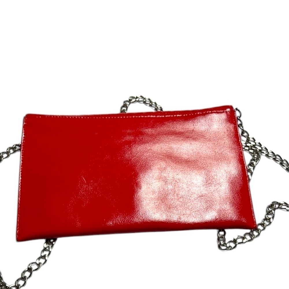 Lodis Red Crossbody Bag with Quilted Texture and silver clasp - Picture 4 of 13